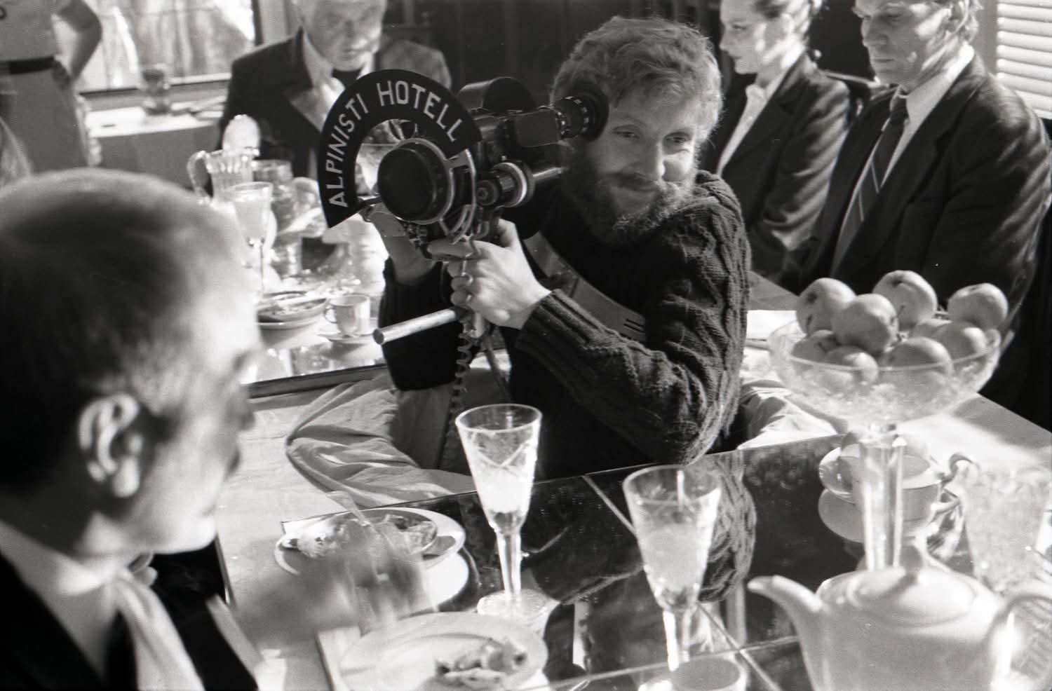 отель у погибшего альпиниста - съёмки фильма по мотивам одноименного романа аркадия и Б
бориса стругацких 