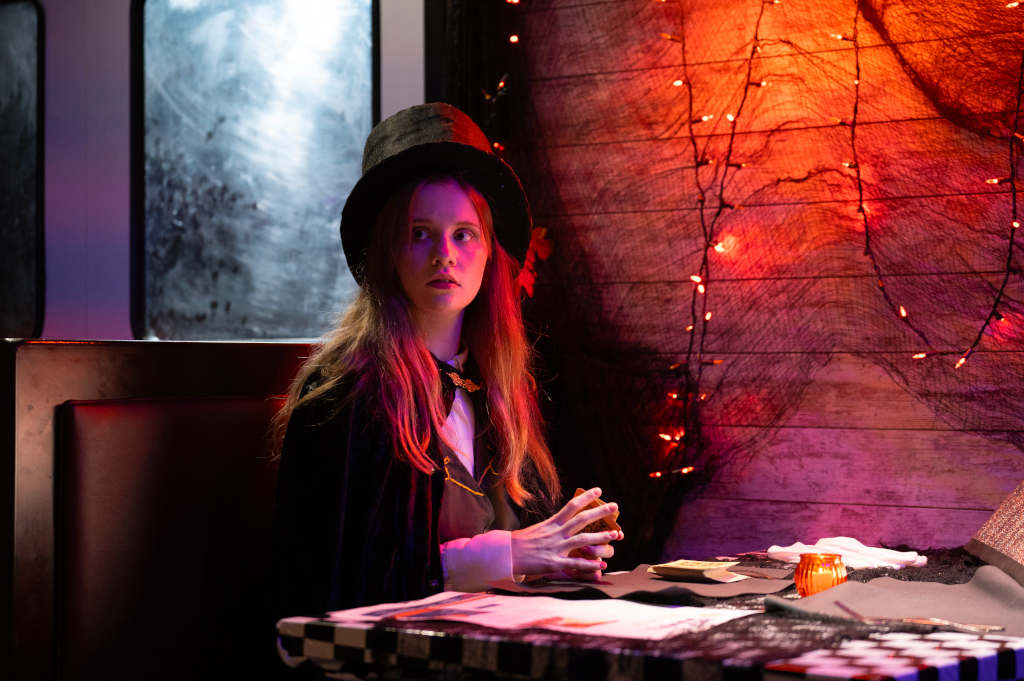 макс - кадр из фильма ужасов джестер 2