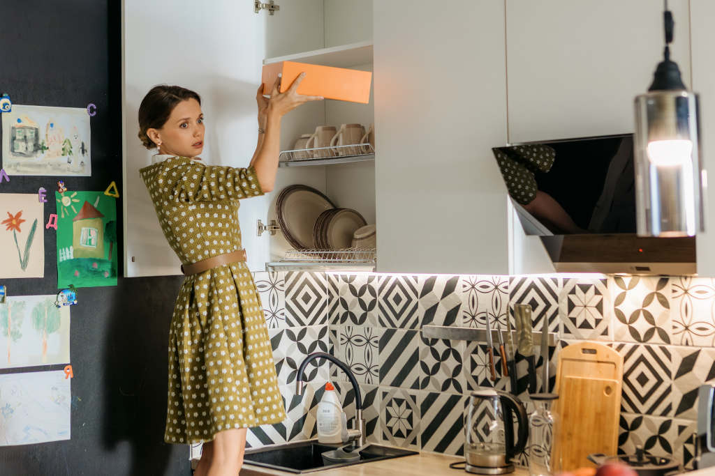 Люба-Управдом - актриса Ольга Кузьмина